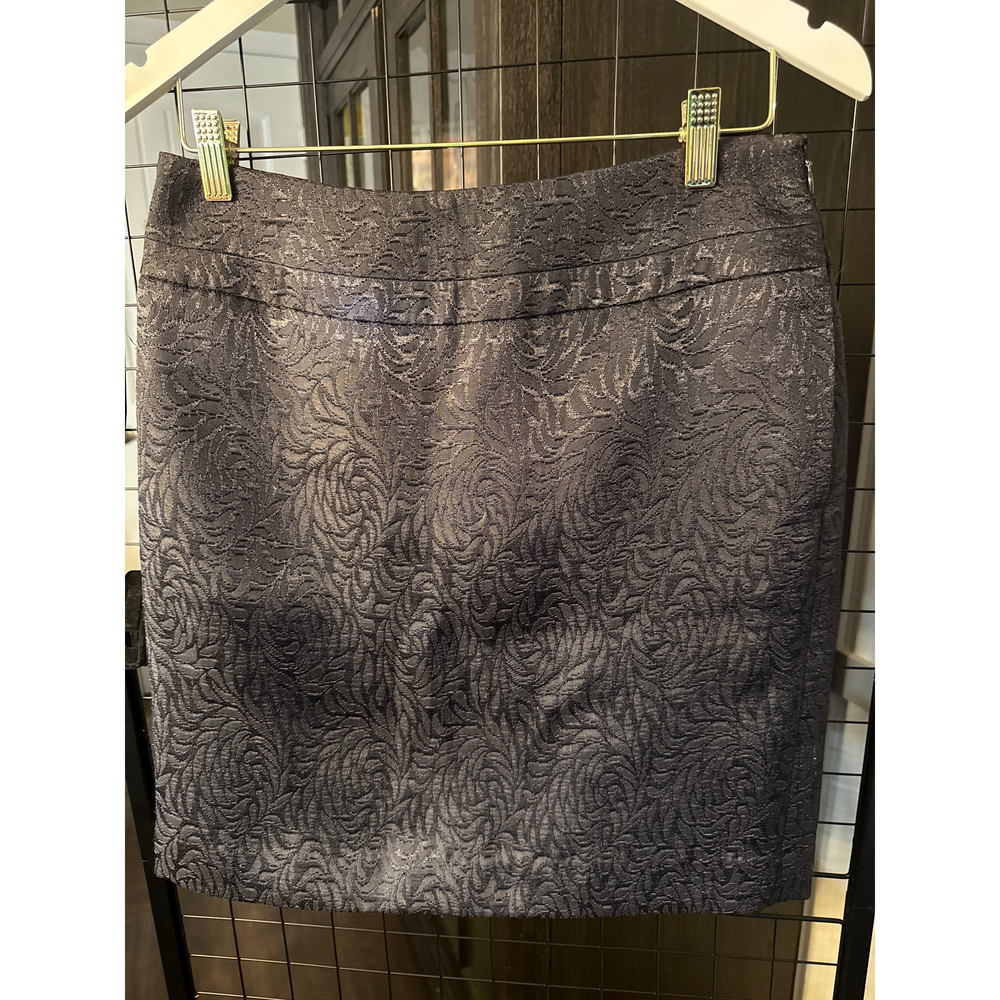 Loft Women’s Black Floral Brocade Mini Skirt - Picture 1 of 4